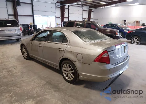 2010 Ford Fusion Sel z USA, uszkodzony, nr VIN 3FAHP0JA4AR243937